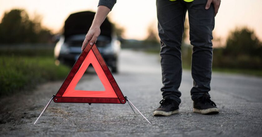 Top Reasons To Choose Roadside Assistance Service